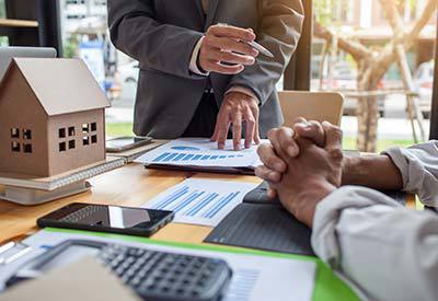 Family integrating their succession plan into their estate plan