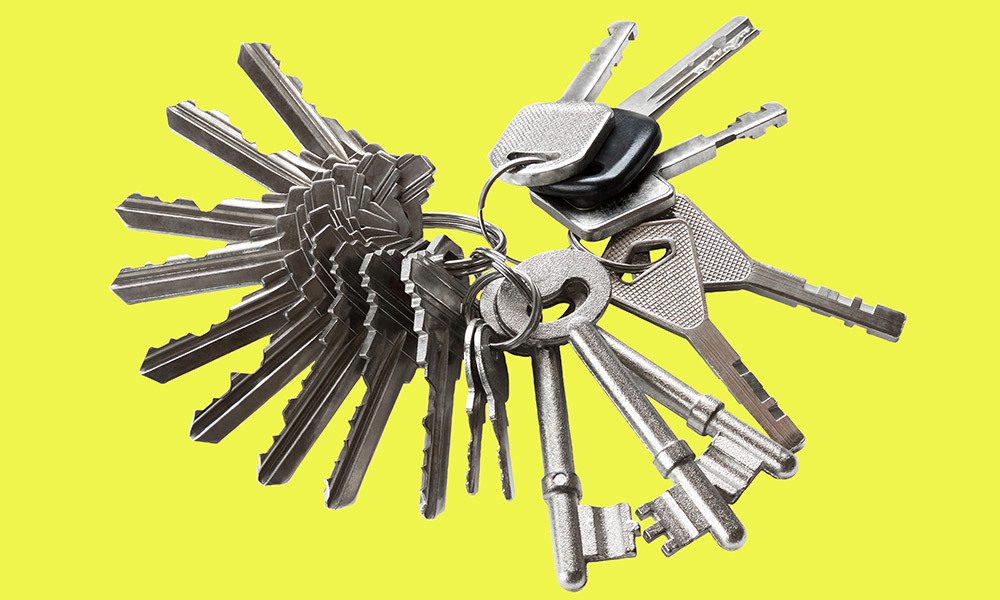 key ring with several house keys